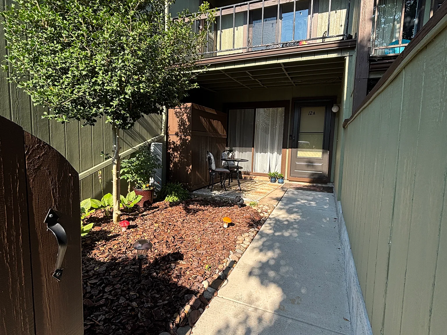 1 bed, 1000 sqft, $2,250 — Photo 2