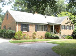 918 E 7th St, Roanoke Rapids, NC 27870