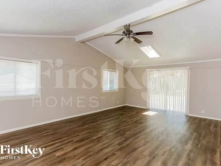 3105 Santa Fe Trl — Photo 2