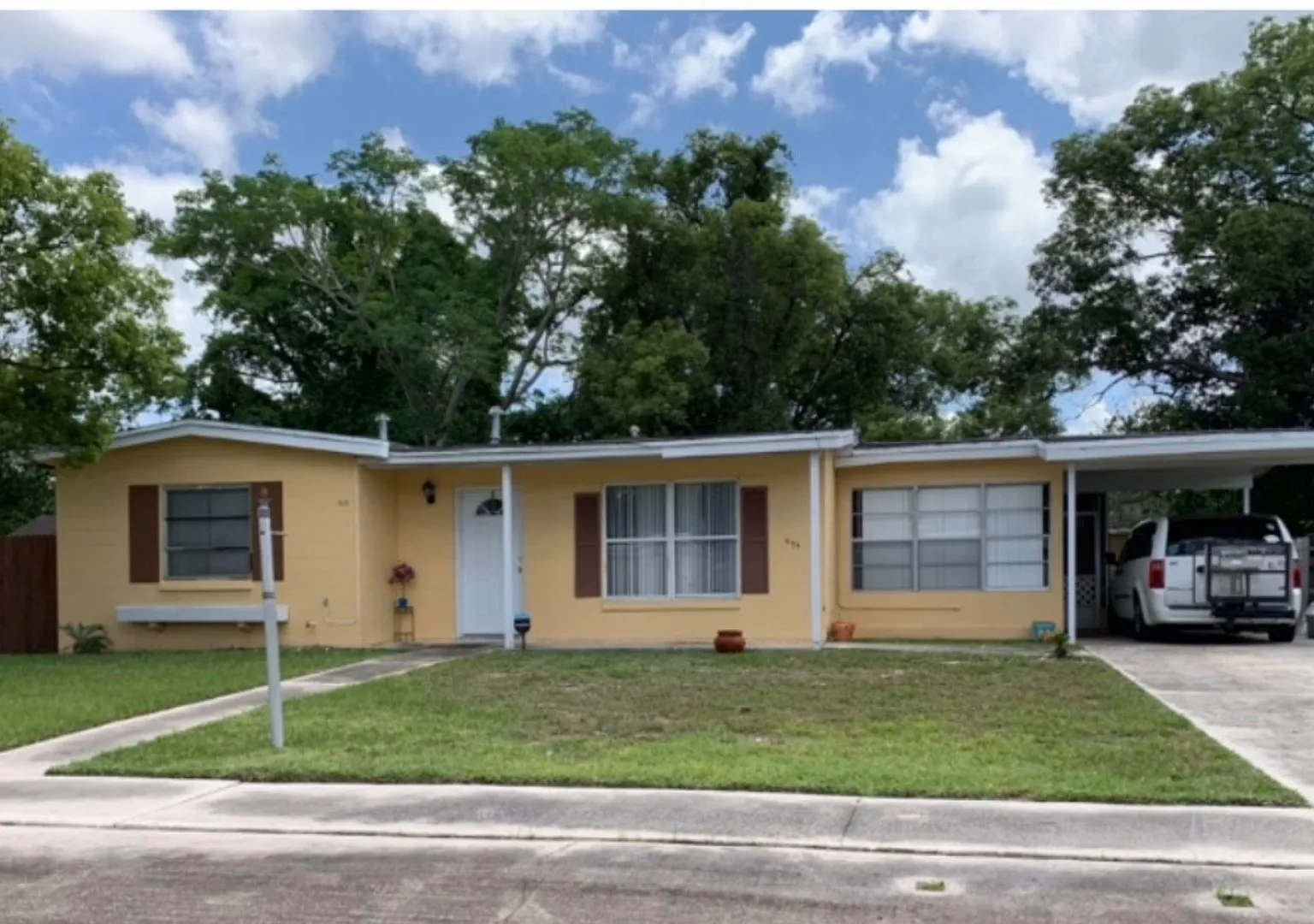 Cozy Deltona Home, NEW AC and upgrades — Photo 1