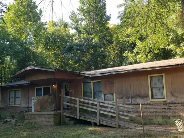 612 W 6th St, Poyen, AR 72128