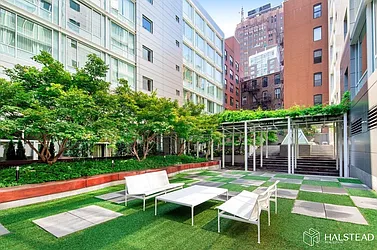 Rented by Brown Harris Stevens