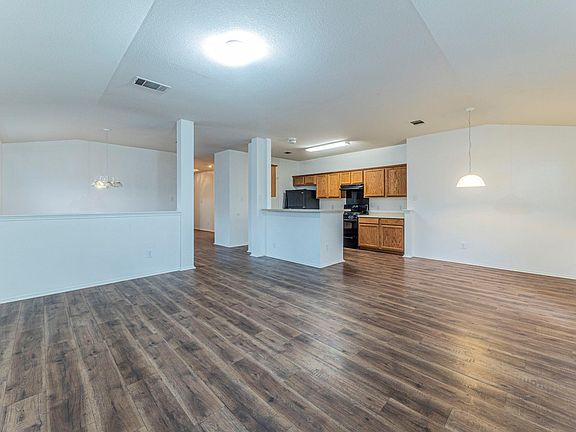 5th image of 1119 Burgess Dr