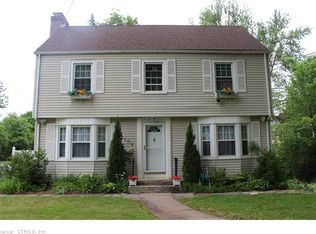 106 Woodmere Rd, West Hartford, CT 06119