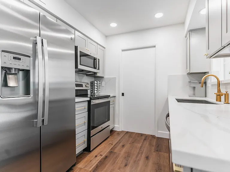 4938 Pasadena Ave — Photo 9