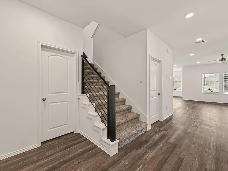 6107 Ginevra Summers Dr — Photo 8