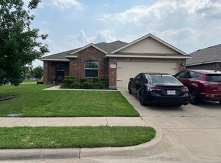 2001 Brackettville, Forney, TX 75126