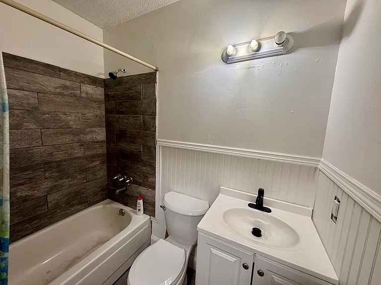 2703 Rainbow Dr — Photo 6