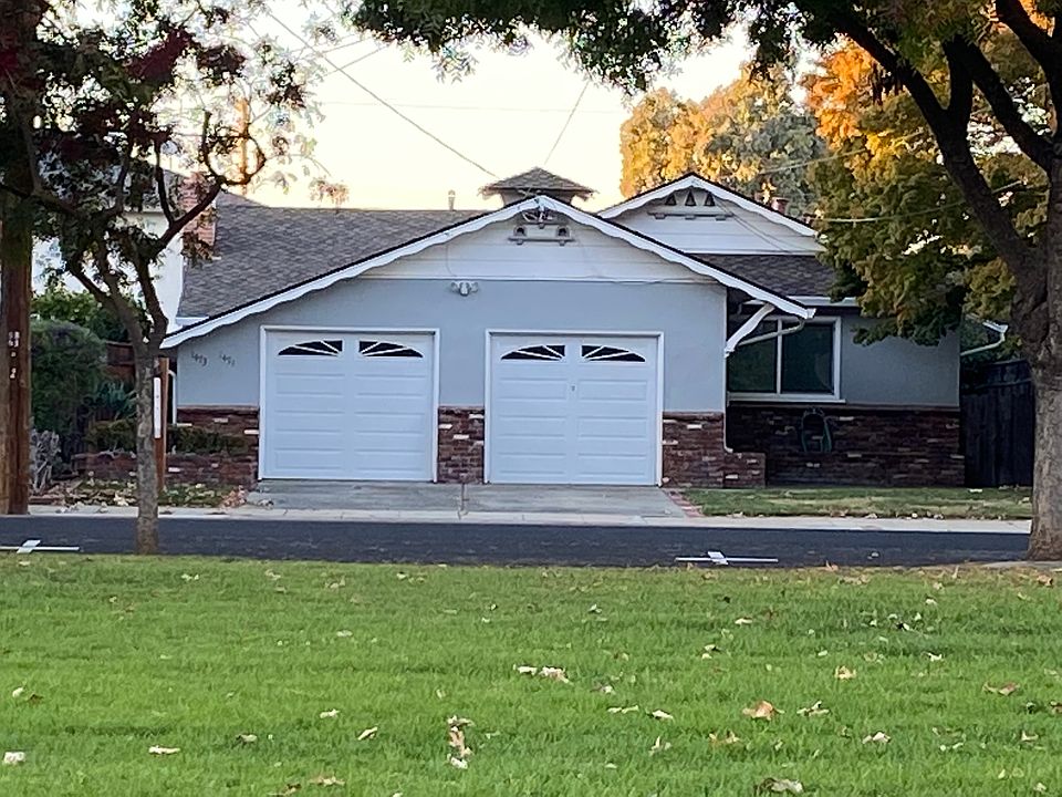 Parking includes 1 car enclosed garage w/ remote & 1 car driveway. Plenty of additional street parking as well.