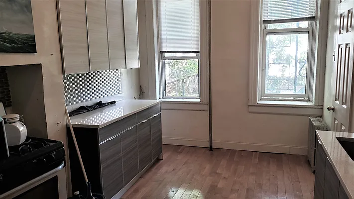Rented by The Hamilton Group | media 3
