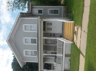 436 S Franklin St APT 4, Janesville, WI 53548