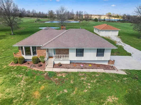 13512 E 198th St, Peculiar, MO 64078