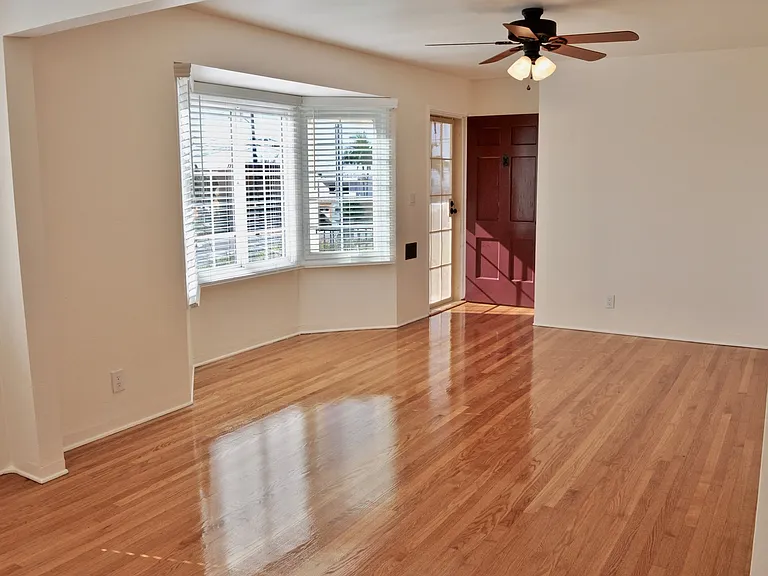 3407 Union St — Photo 7