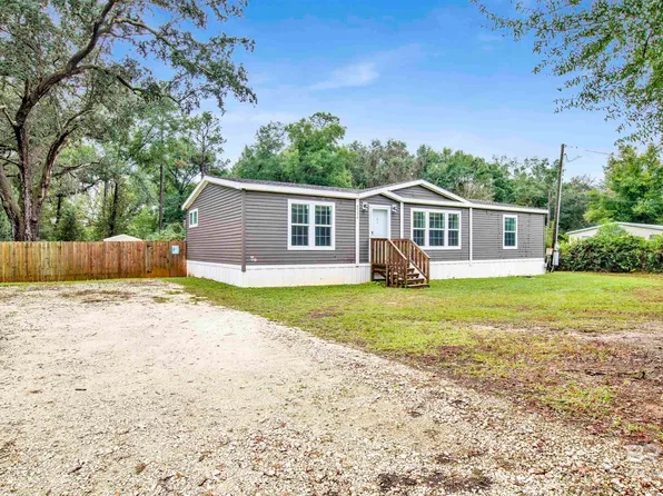 34076 Medlin Ln, Lillian, AL 36549