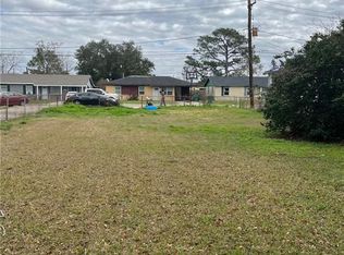 1308 Silver Lilly Ln, Marrero, LA 70072