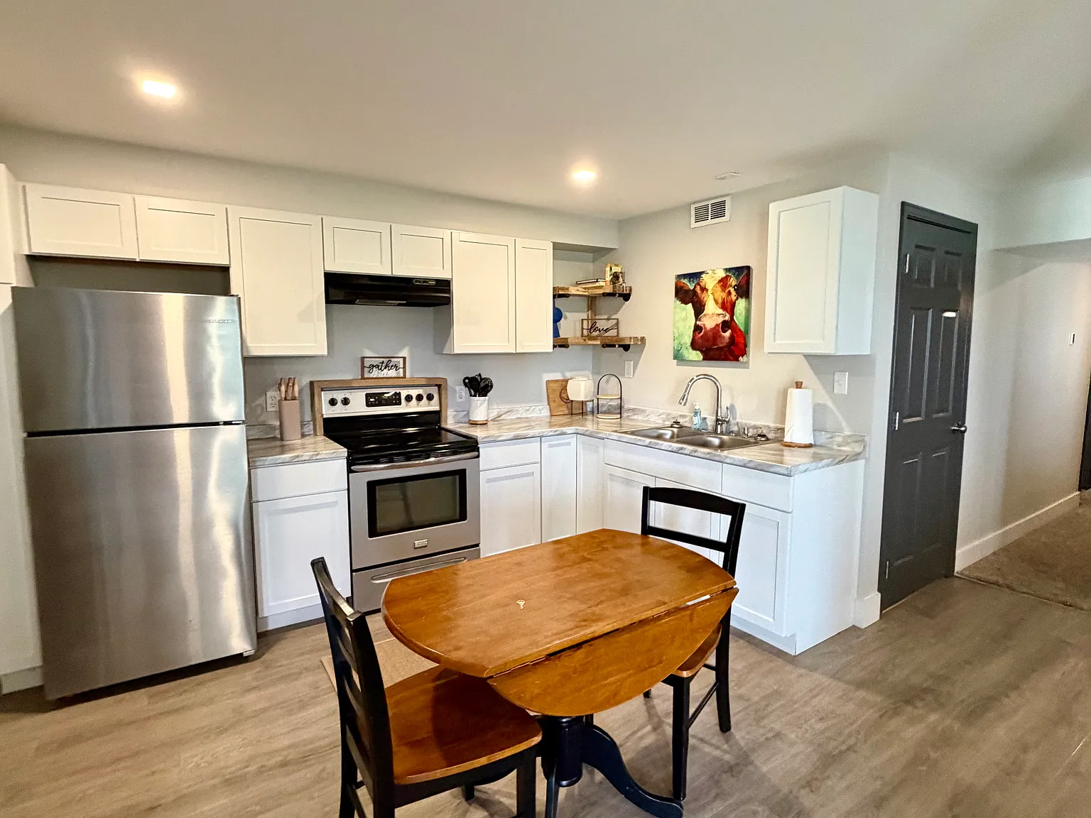 2 bed, 1400 sqft, $1,800 — Photo 4