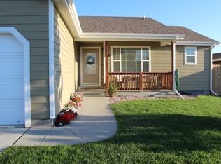 2165 Siebke Dr, Bar Nunn, WY 82601