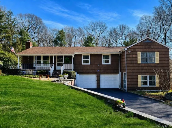 34 Glen Drive, South Salem, NY 10590