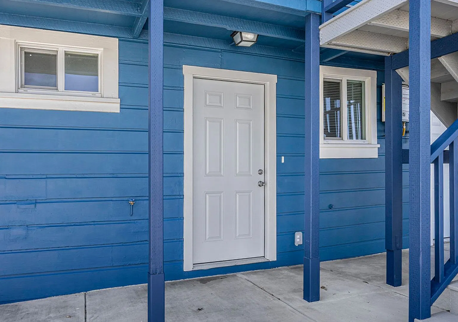 765 Taylor Ave #A - 1 bedroom | 1 bath | Lower unit — Photo 2