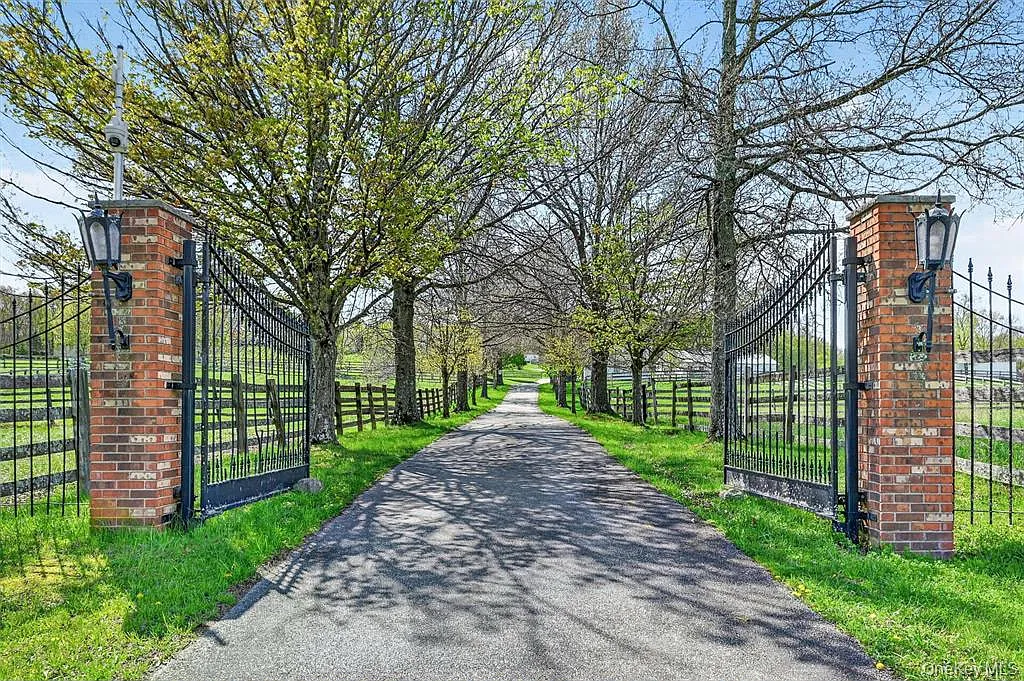 7 bed, $6,500 — Photo 2