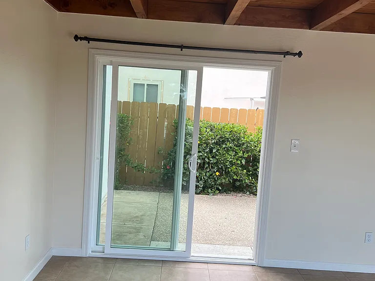 3738 Lynda Pl — Photo 18