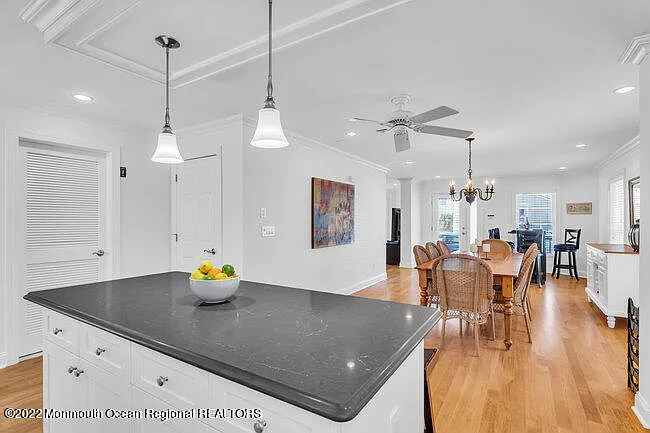 63 Fort Ave — Photo 14