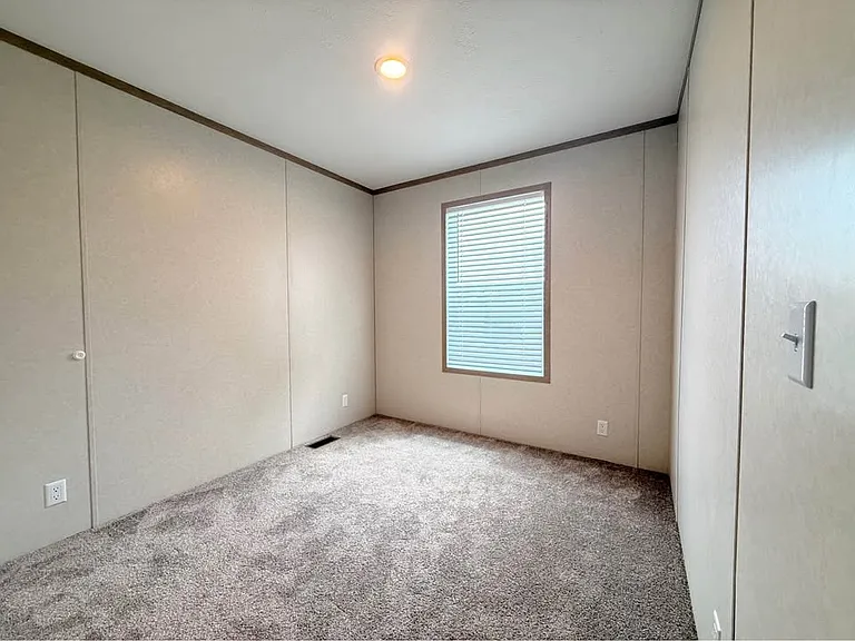 29800 Guilford Cir #176 — Photo 14