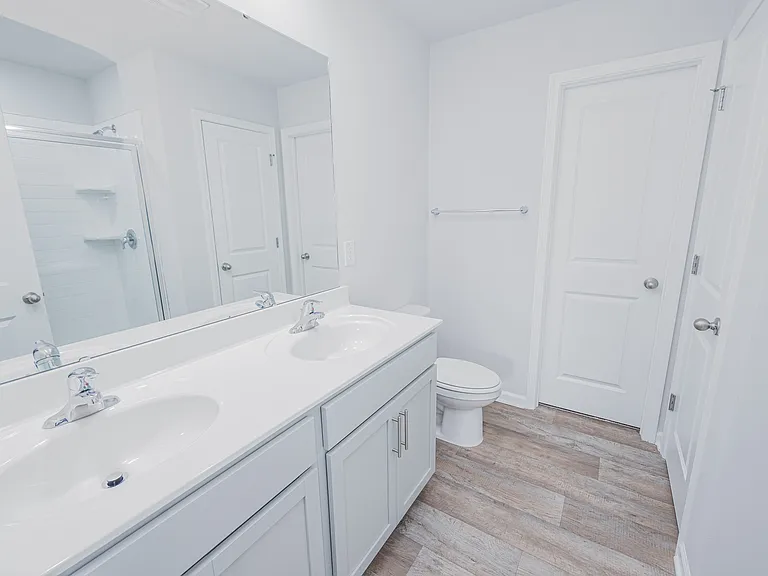 607 Ava St #1 — Photo 16