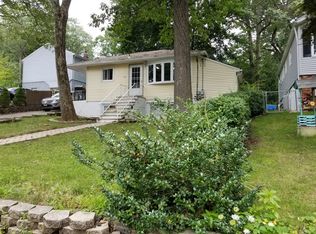 55 Mansel Dr, Landing, NJ 07850