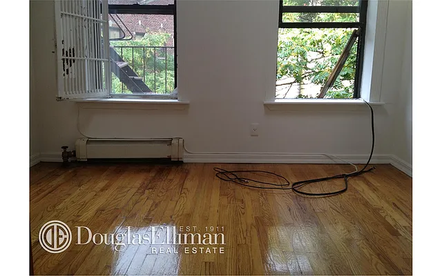 Rented by Douglas Elliman | media 28