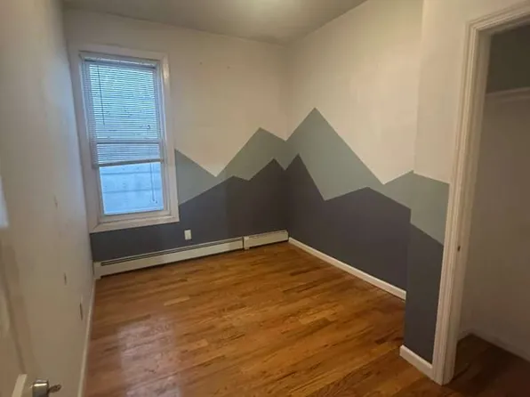 1304 Findlay Ave #2, Bronx, NY 10456