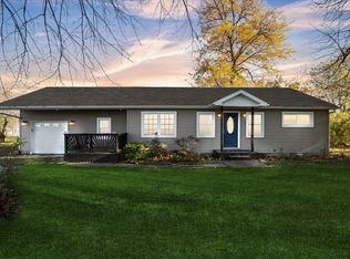 1906 Heiss Rd, Monroe, MI 48162