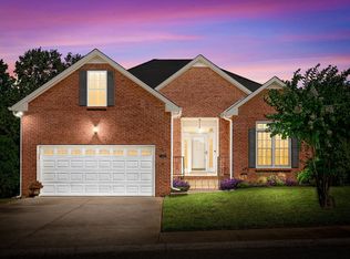 719 Courtland Ave, Clarksville, TN 37043