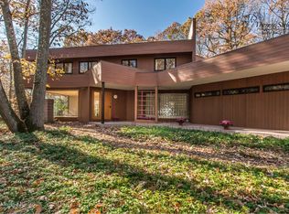 1 The Cmns, Cold Spg Hbr, NY 11724