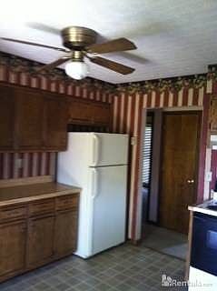 4th image of 299 Paula Ln