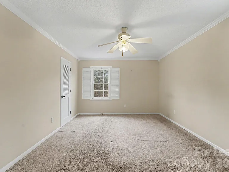 11002 Harrisburg Rd — Photo 8