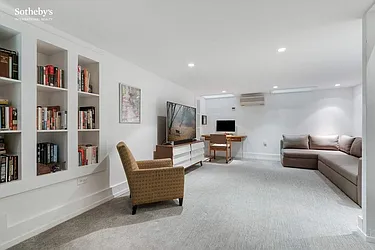 Rented by Sotheby's International Realty