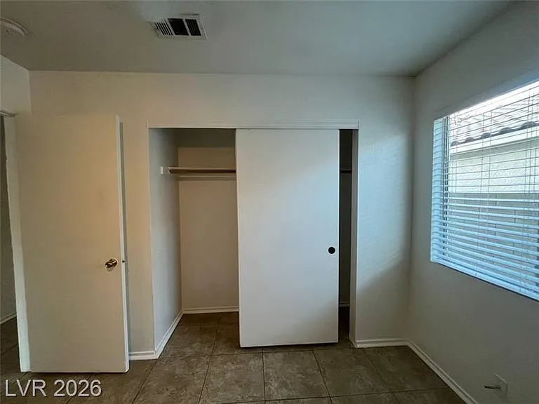 3657 Lucky Horseshoe Ct — Photo 11