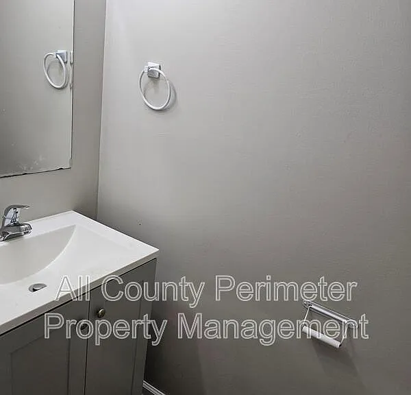 165 Park Ridge Ct — Photo 8