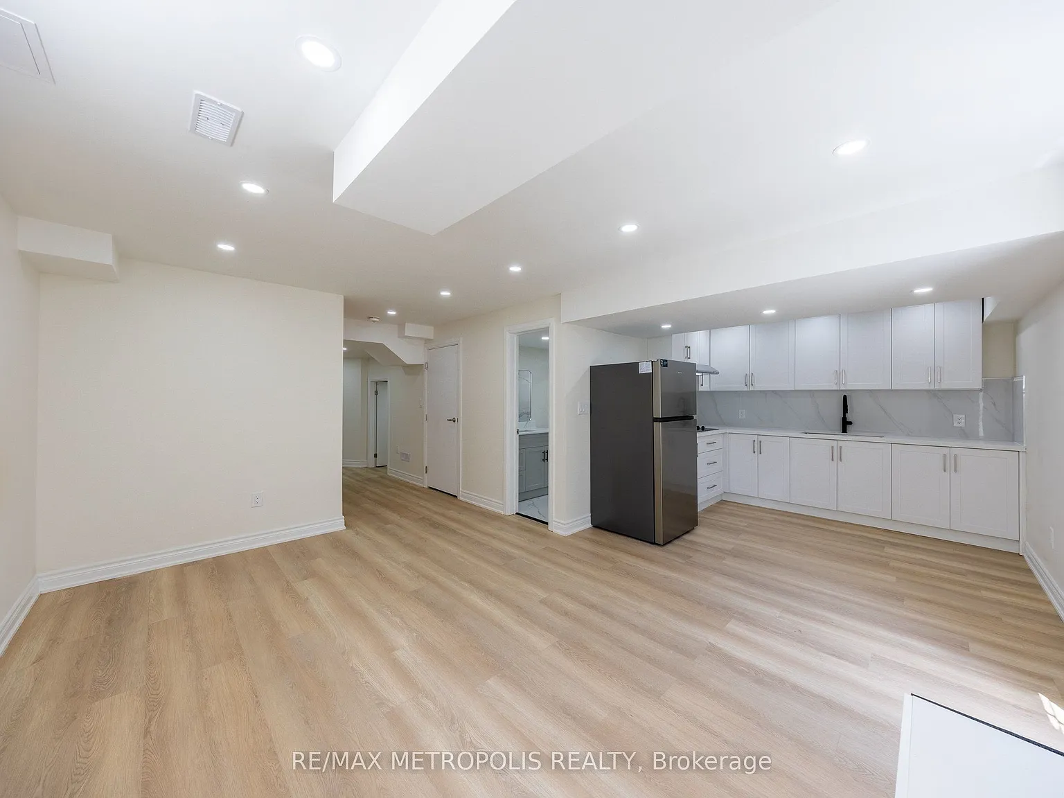 1 bed, $1,600 — Photo 3