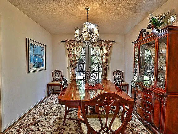 2617 Birchtree Ln — Photo 8