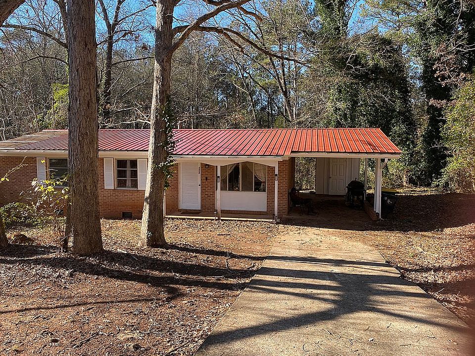 2nd image of 374 Knottingham Dr