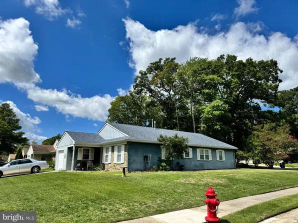 216 Yorktowne Dr, Little Egg Harbor, NJ 08087
