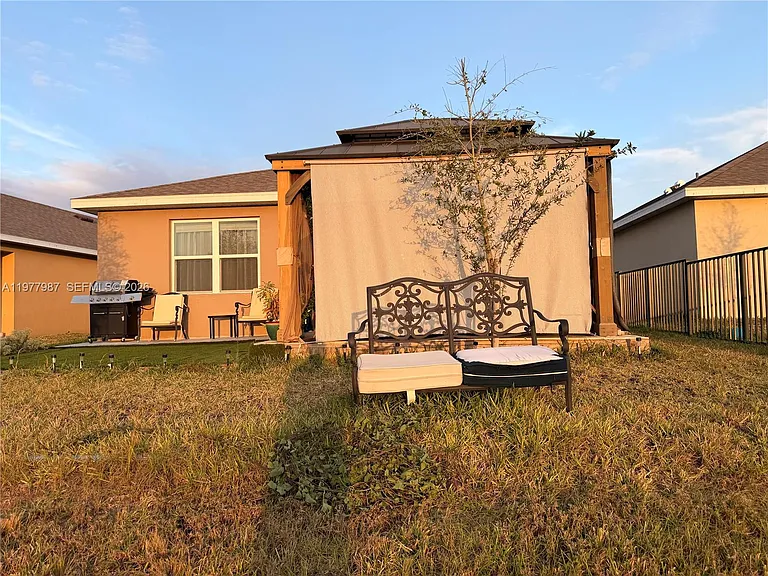 12422 SW Rimini Way — Photo 43