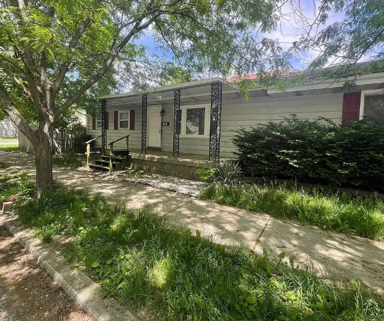 3BR Home Near Downtown Lafayette with Fenced-In Backyard & Garage — Photo 2