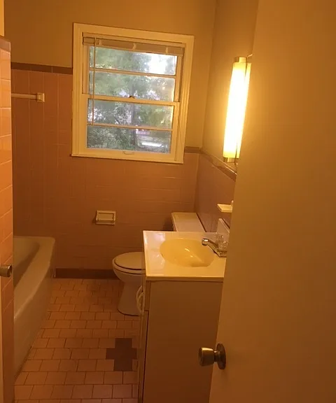 2514 Rochell Dr NW — Photo 5