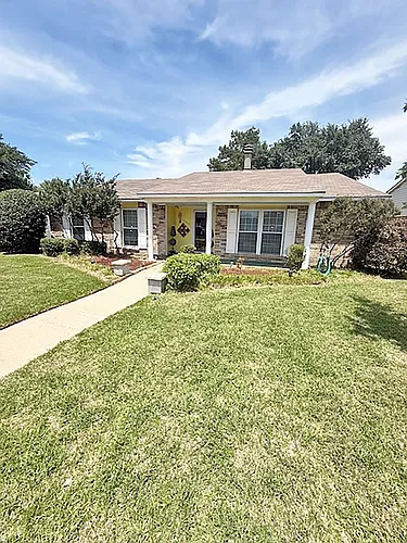 4808 Graham Ct Photo 1