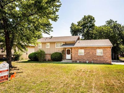 609 S Webster St, Junction City, KS, 66441