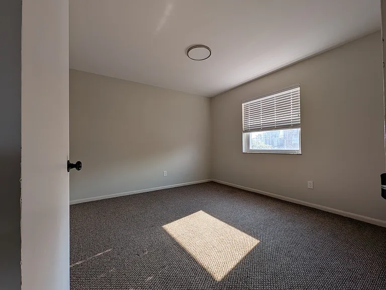 360 E Northwood Ave — Photo 11