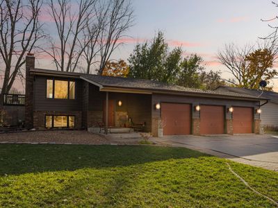 6581 Upper 28th St N, Oakdale, MN, 55128